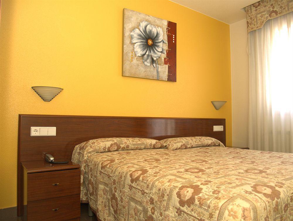Hotel Playa Poniente Gijón Buitenkant foto