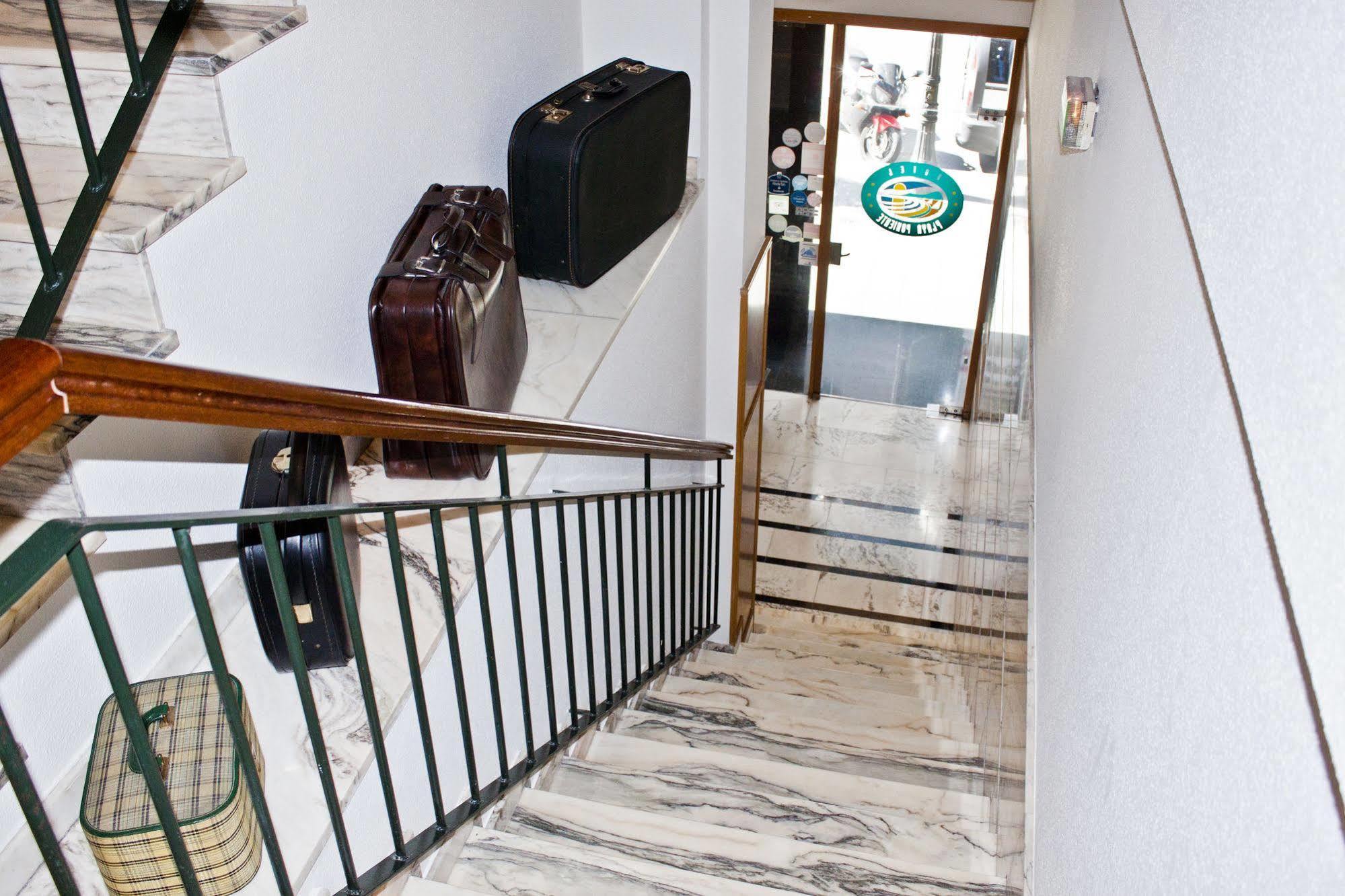 Hotel Playa Poniente Gijón Buitenkant foto